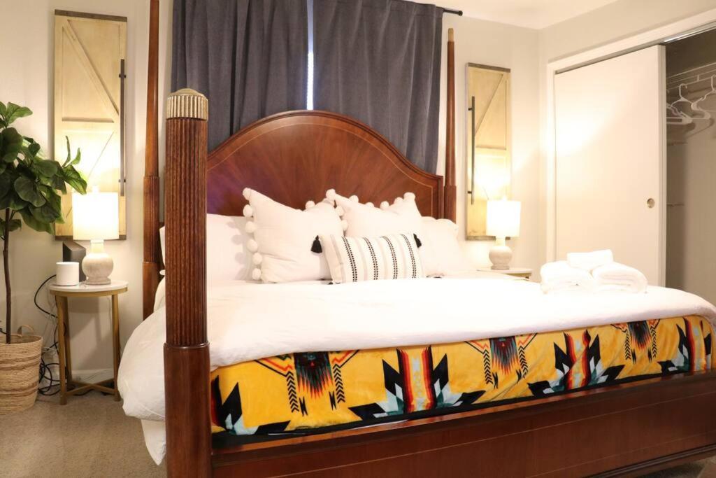 Cowboy Den-Hot Tub-Game Room-Pet Friendly-No Pet Fees! Albuquerque Kültér fotó