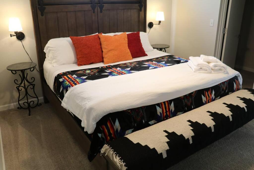 Cowboy Den-Hot Tub-Game Room-Pet Friendly-No Pet Fees! Albuquerque Kültér fotó