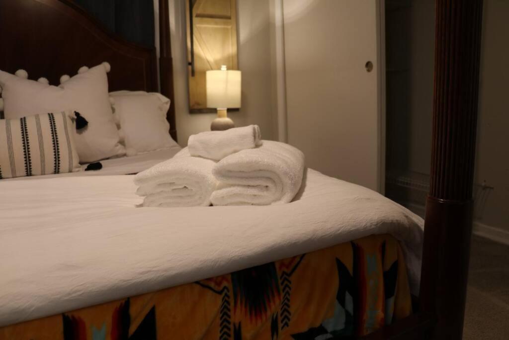 Cowboy Den-Hot Tub-Game Room-Pet Friendly-No Pet Fees! Albuquerque Kültér fotó