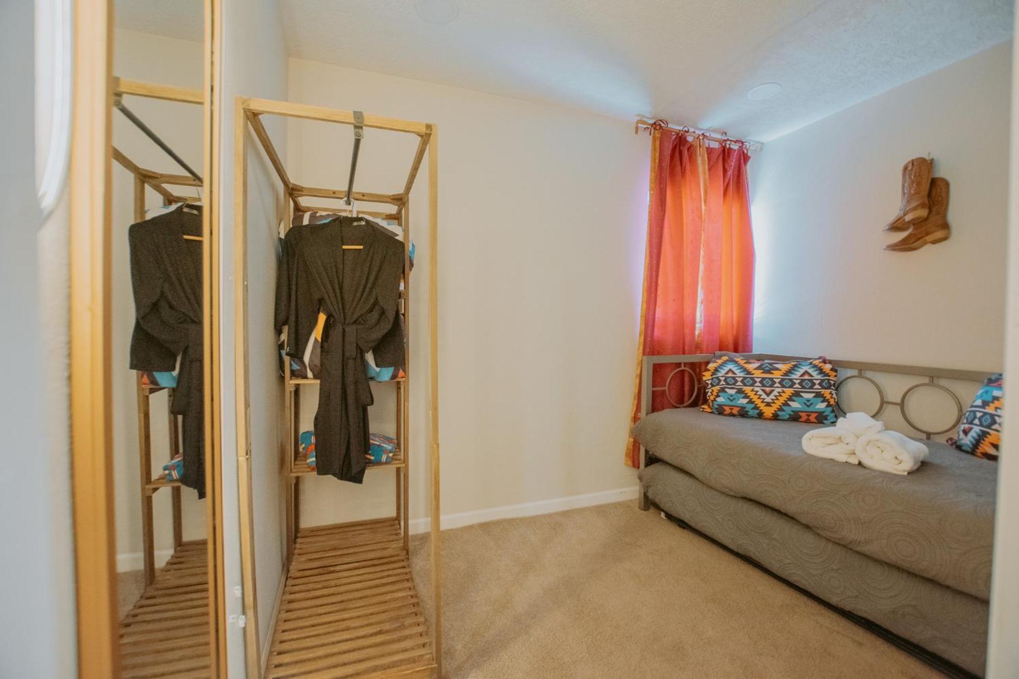 Cowboy Den-Hot Tub-Game Room-Pet Friendly-No Pet Fees! Albuquerque Kültér fotó